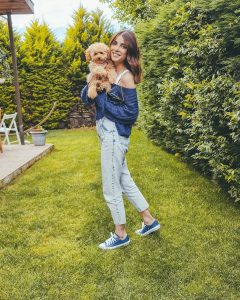 Deniz Baysal Instagram - Merhaba 🙋🏽‍♀️🐶
