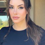 Deniz Baysal Instagram - Deniz 🤍 @denizbaysal_ #smokeyeye #sunkissed #makeup