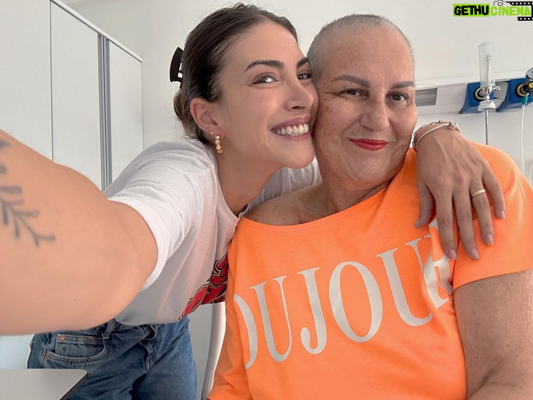 Deniz Baysal Instagram - Senin gülen yüzüne kurban bu serseriii kalbimmm 🤍🤍🤍Varsa bi nazar duanız alırız efenim, teşekkürler 🥹🧿🧿🧿