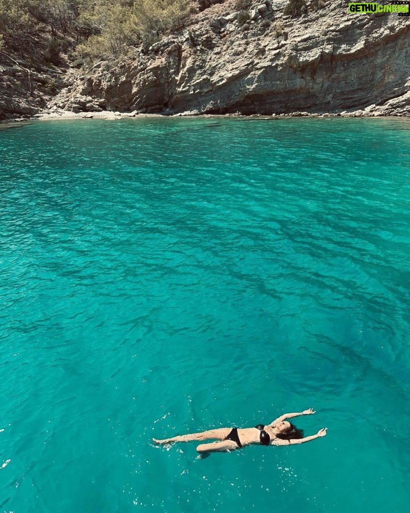 Deniz Baysal Instagram - 🧜🏼‍♀️