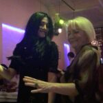Deniz Çakır Instagram - Canım benim… iyi ki kaldırmışız kadehleri .. iyi ki atmışız göbekleri… hayranım sana işine olan aşkına.. prensiplerine….dik duruşuna… tepeden tırnağa her şeyine…canım Sabina’m…