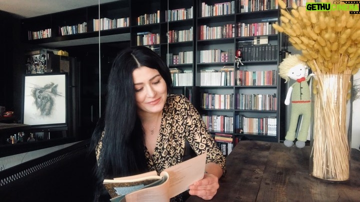 Deniz Çakır Instagram - Gidişinin 10. yılında çok sevgi ve çok özlemle….🌹🌹🌹 #didemmadak