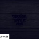 Deniz Çakır Instagram – Pek güldük,pek eğlendik…🤪 #Repost @kutsalmotor
・・・
#AşırıÜnlülerleKısaGörüşmeler’de konuğumuz Deniz Çakır! @vestel Venus’ün sunduğu bölümde, tiyatro ve edebiyat bilgisi kadar Müge Anlı sevgisiyle de şaşırtan @denizcakir; hakkındaki manşetlerin perde arkasını ve “Meryem Reis” olmanın getirilerini anlatıyor. Bölümün tamamı için link bio’da!

Yönetmen: Özgür Şamlıoğlu
Kurgu: Özgür Şamlıoğlu