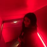 Deniz Çakır Instagram - "Biz aykırıya, ayrıntıya, ayrıksıya, azınlığa tutkunuz." /Edip Cansever/