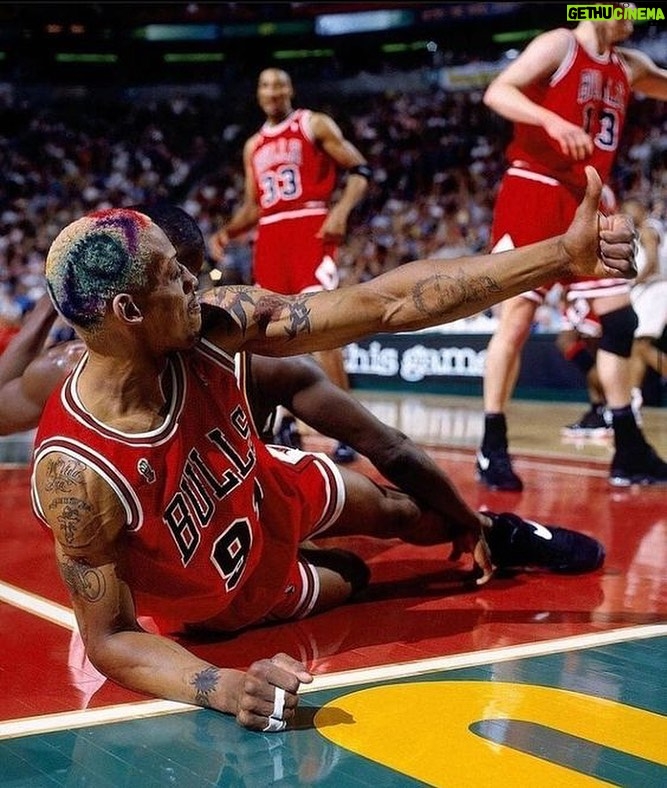 Dennis Rodman Instagram - Worm Wednesday 👍