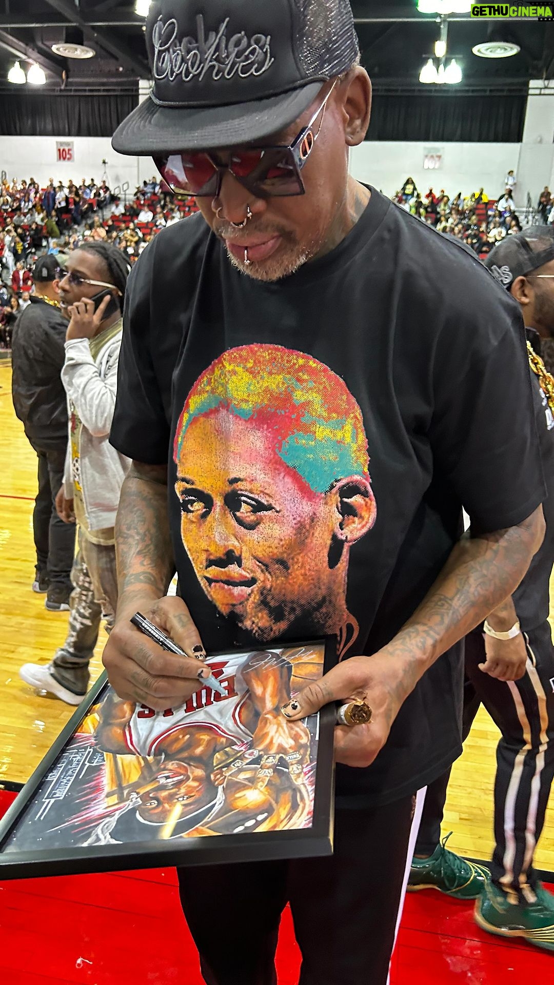 Dennis Rodman Instagram - ✍️✍️✍️✍️ Shop @rodmanapparel 👕
