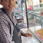 Denny Sumargo Instagram – Ditempat kalian ada tukang jualan yg gak laku gak? Mau gua samperin
