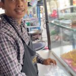 Denny Sumargo Instagram - Ditempat kalian ada tukang jualan yg gak laku gak? Mau gua samperin