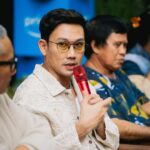 Denny Sumargo Instagram - berapa kali ellyas pical memukul lawannya dalam video ini?! ELLYAS PICAL PETINJU KELAHIRAN SAPARUA ini tidak bisa mendengar dengan baik, tidak bisa membaca, tidak sekolah, tidak punya uang, bahkan tidak direstui menikah dengan kekasih hatinya, tapi 12 kali JUARA DUNIA, gimana tuh??!! TAYANG 21 MARET di @primevideoid