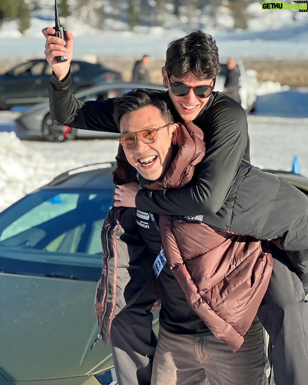 Denny Sumargo Instagram - Kenapa LAMBORGHINI memilih FASTRON sebagai oli mesin officialnya di balapan di SUPER TROFEO ⁉️ #FastronWinterDriving #FastronXLamborghiniSC #PertaminaLubricants @ignaziozanon Livigno Ski Area, Italy