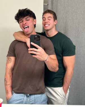 Derek Chadwick Instagram - I’m 6’7 btw