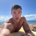 Derek Chadwick Instagram – the name Derek in Hawaiian is Keleka