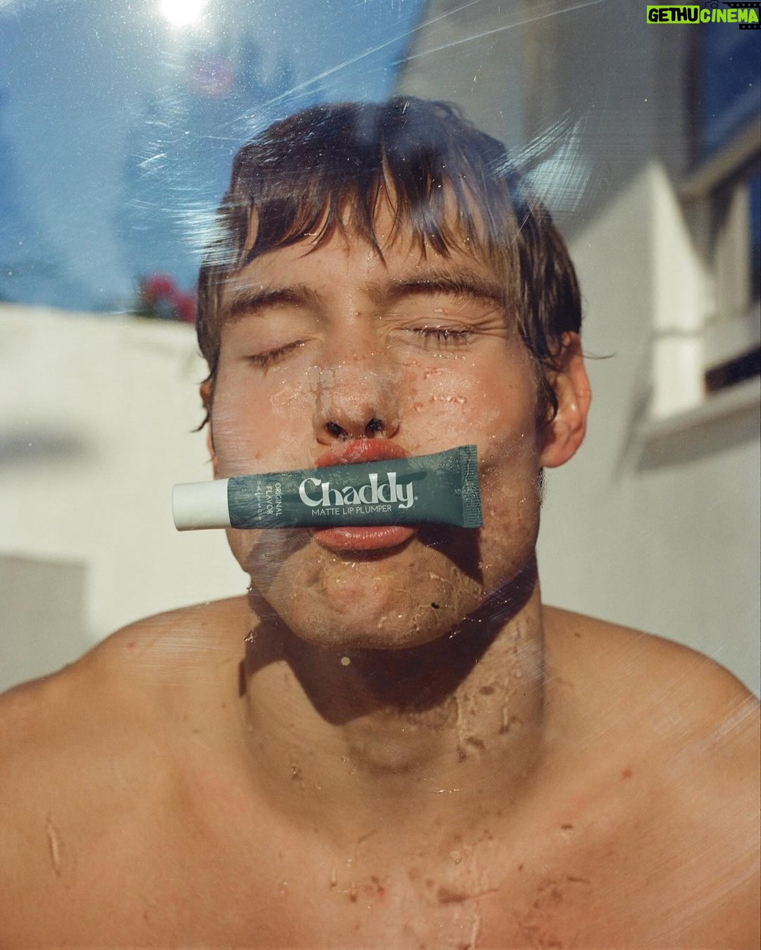 Derek Chadwick Instagram - @chaddycosmetics release yesterday has been so overwhelming but truly in the best way, and I am so grateful for the support. Chaddy is all about being effortless and confident. I wanted to create a brand that enhanced your natural features and made you feel good and that’s what Chaddy is all about. Thank you to everyone who helped make this possible. I honestly cant wait for you all to try it 🏄🏼♂️