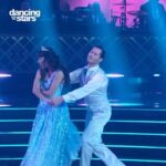 Derek Hough Instagram - TONIGHT ! 8/7c on ABC and @disneyplus