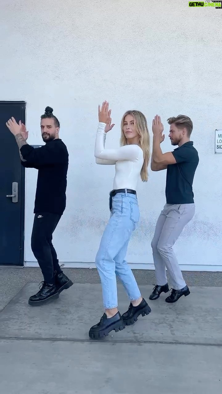 Derek Hough Instagram - Rolling into show day with my besties like…🤣🤍