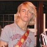 Derek Hough Instagram - Which Era is your favorite ? 1. 1st Season on Dwts 2. Baby face Era 3. Short hair Era 4. Young Long hair Era 5. Punk Rock Era 6. Wet Long Hair Era 7. Business Era 8. Shaggy Boat Era 9. Judge Era @dancingwiththestars @taylorswift
