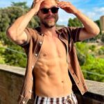 Derek Hough Instagram - It’s still summer right ?