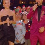 Derek Hough Instagram - Here we go 🎄✨ Don’t miss #DisneyHolidayCelebration, TONIGHT at 8/7c on @ABCNetwork. Stream next day on Hulu and Disney+! @WaltDisneyWorld @disneyaulani
