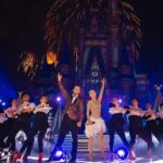 Derek Hough Instagram - Let the festivities begin! 🎄✨ Don't miss #DisneyHolidayCelebration, Sunday at 8/7c on @ABCNetwork. Stream next day on Hulu and Disney+! @WaltDisneyWorld @DisneyAulani