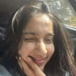 Deshna Dugad Instagram - Heyy🤍💟 . . #deshna #deshnadugad #winter #sun #mornings