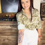 Devoleena Bhattacharjee Instagram - May this tattoo serve as a reminder of your inner strength and the timeless wisdom of Mahadev ✨ Thank you for always trusting us @devoleena Design inspiration @artistvijayalaxmi #bodycanvastattoo #bodycanvastattooart #bodycanvasmumbai #bodycanvasmalad