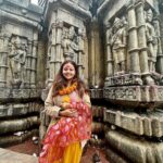 Devoleena Bhattacharjee Instagram - Maa #kamakhya 🙏🏻✨ #nilachalparbat #guwahati #assam #assamtourism