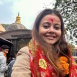 Devoleena Bhattacharjee Instagram - Maa #kamakhya 🙏🏻✨ #nilachalparbat #guwahati #assam #assamtourism