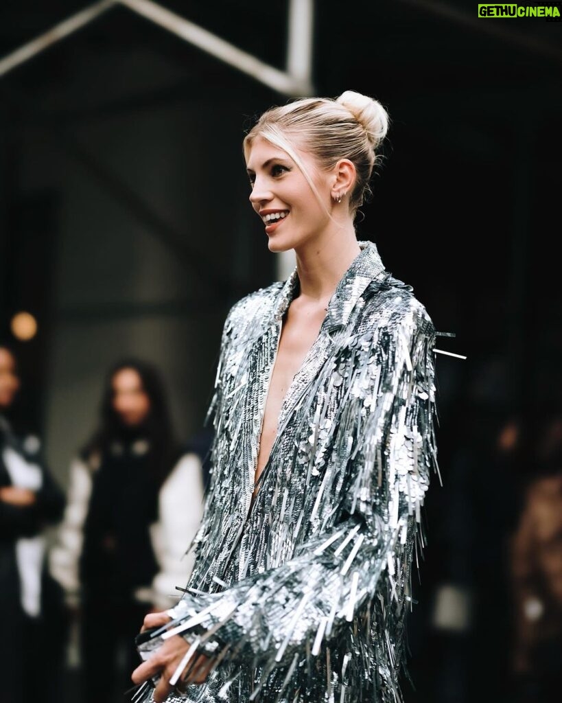Devon Windsor Instagram - Walking disco ball for @lapointe 🪩🪩 Such a beautiful show! (Sorry for the photo dump I couldn’t choose just one!)