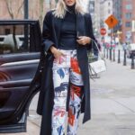 Devon Windsor Instagram - Be there in a New York minute… #nyfw
