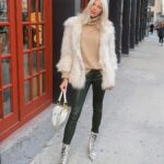 Devon Windsor Instagram – Be there in a New York minute… #nyfw