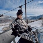 Devon Windsor Instagram - Ski mode activated ⛷️