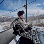 Devon Windsor Instagram - Ski mode activated ⛷️