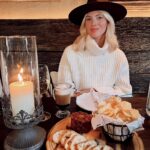 Devon Windsor Instagram - Shopping and fondue… apres ski life 🍷