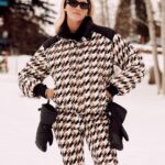 Devon Windsor Instagram - Ski Bunny 🐰⛷️ @revolve @fwrd #revolvewinter #fwrdwinter