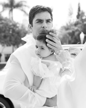 Devon Windsor Instagram - HBD to my dream man!!!! I love you baby, thank you for making every moment special and loving us so much! 💕💕💕