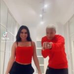 Deyverson Instagram - ❤️ FELIZ ANIVERSÁRIO AMOR ❤️ Nessa data tão especial só queria que soubesse que eu me importo com tudo que envolve você. Me importo como foi seu dia, suas falhas, seus objetivos, seu passado, seu presente e seu futuro. Hoje venho com o maior orgulho de gritar para todo mundo escutar que você é o melhor pai, melhor irmão, melhor filho, melhor amigo e melhor marido! Você é uma pessoa que sempre busca a melhorar e eu estou imensamente orgulhosa e grata por você está se tornando esse homem de Deus 🙏❤️ Eu não sei expressar como é amar você, como é viver com você.. Sim uma vida de adrenalina e medos!! Medo de errar em algo que você precise, medo de esquecer algo que é importante, medo de te magoar e medo de te perder. Te desejo tudo de melhor em sua vida, continuarei fazer o meu melhor para você se sentir o homem mais feliz desse universo❤️ Em momentos difíceis nem preciso lembrar que estarei com você ! Que Deus possa te dar muitos anos de velhice do meu lado ❤️ EU TE AMO ❤️ VOCÊ É SENSACIONAL … 𝘼𝙢𝙤𝙧 & 𝘼𝙢𝙤𝙧