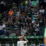 Deyverson Instagram - Primeiro gostaria de parabenizar o grupo do @cuiabaec pela entrega na partida de hoje mesmo com um a menos. Infelizmente não conquistamos o resultado que queríamos, mas seguimos trabalhando! 🙏🏽🙏🏽🙏🏽 Gratidão também ao @palmeiras! Fui muito bem recebido no local que por muito tempo foi minha casa, no Allianz. Muito honrado em entrar em campo pelo primeira vez neste estádio jogando contra o Palmeiras, e receber tanto carinho. Sou muito feliz por toda história que construímos juntos. Agradeço a todos, desde a diretoria pela homenagem, aos funcionários do clube, ex-companheiros de equipe e principalmente a torcida do Verdão por todo apoio. Todo carinho é recíproco! 🙏🏻😉
