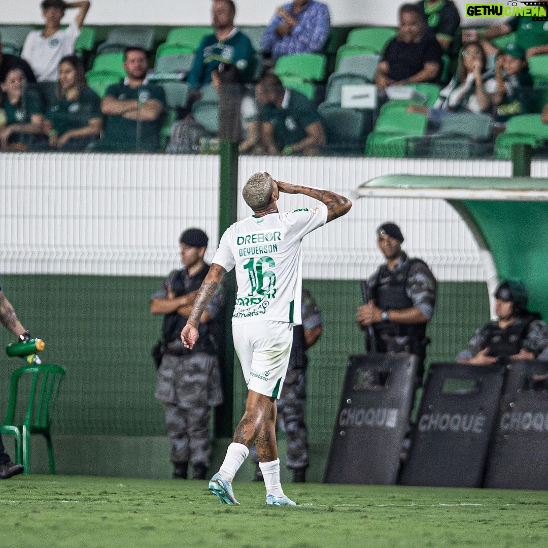 Deyverson Instagram - Confie nos planos e no propósito de Deus! 🙌🏼 Feliz com o gol e em ajudar a equipe a conquistar os 3 pontos fora de casa. Chegamos ao terceiro jogo invictos e vamos por mais. Monique, esse gol foi para você. Obrigado por tudo, estrelinha! 🙏🏼⭐