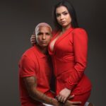 Deyverson Instagram - Essas são algumas das milhões de vezes em que te olhei e senti orgulho, felicidade e muita sorte em ser o parceiro que divide a vida contigo. Que sorte a minha ter você do meu lado. Só tenho a agradecer por tudo o que tem feito por mim. O que Deus uniu, ninguém separa! Ele é o nosso alicerce, e é por Ele que estamos juntos hoje. Obrigado por tudo e um feliz Dia da Mulher, para a mulher mais incrível da minha vida! Hoje é um dia especial, mas tenha a certeza que te exaltarei em todos os dias possíveis. Te amo, @kariina.mv ❤️
