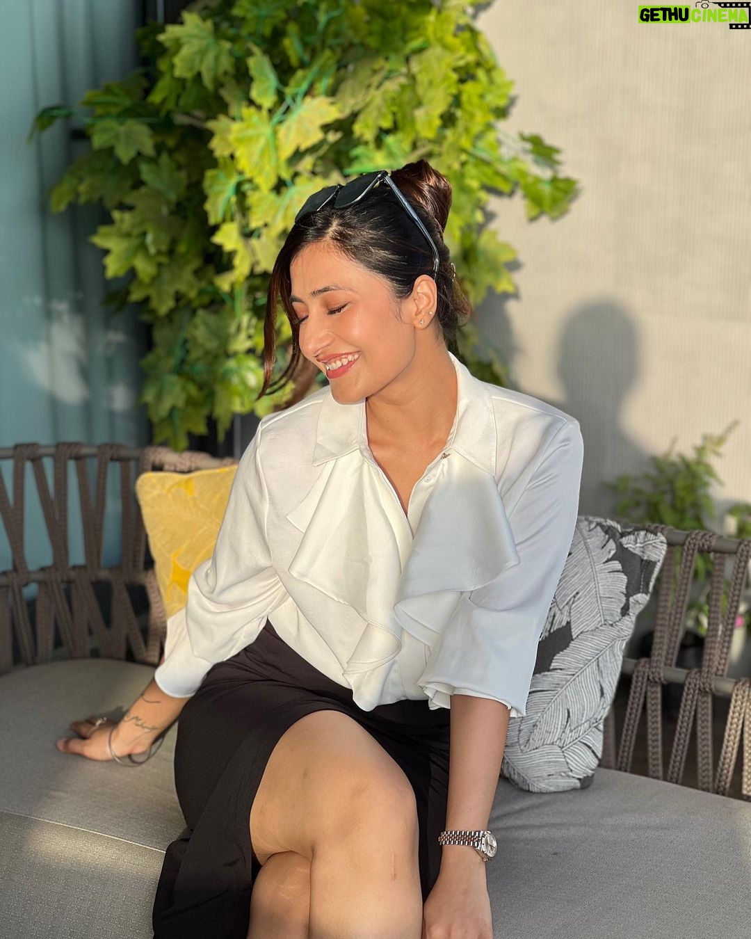 Dhanashree Verma Instagram - Just glow with the flow ☀️