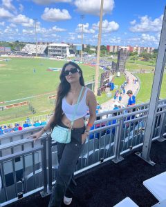 Dhanashree Verma Instagram - Match in Miami ☀️ Was stunned to see such dedicated & wonderful fans in Miami 🇮🇳 Miami-Florida,USA