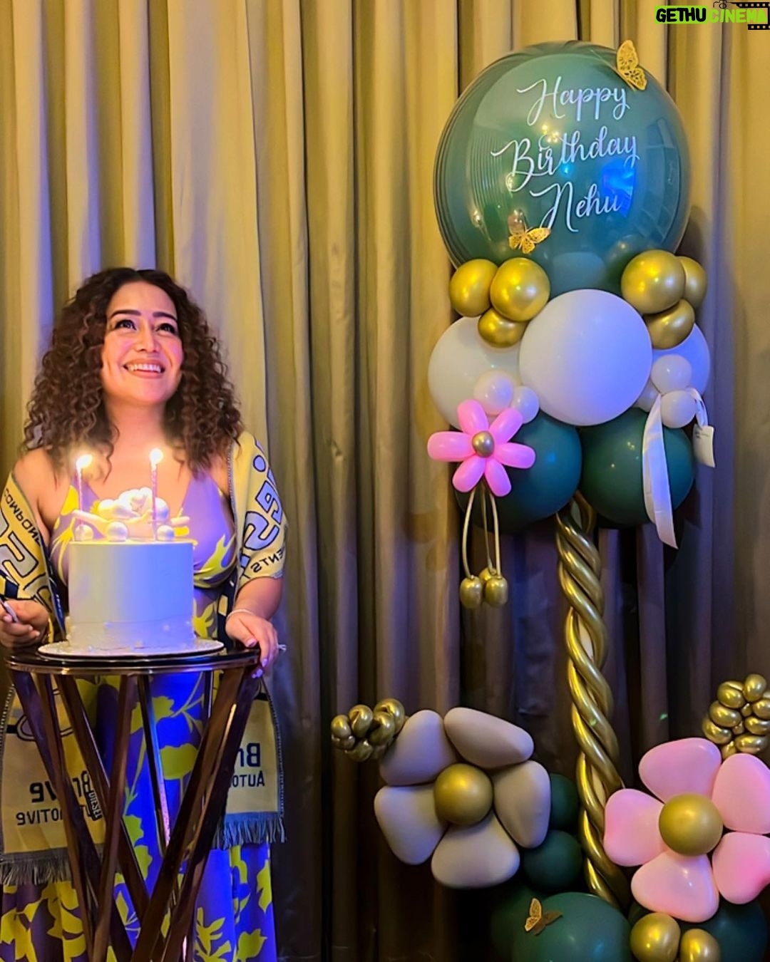 Dhanashree Verma Instagram - A celebration worth 1000 memories 💕 Happiest birthday my @nehakakkar You’re the most amazing person who makes sure to spread love & best vibes to all your people and of course the most talented & a gem of an artist that we are super proud to have ♥️🧿 Your songs and your vibe will always be special and marked as the best era of all times & To many more 💯💕