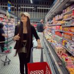 Dhanashree Verma Instagram - Swipe to see the most awkward grocery pictures of the year 💁‍♀️ Are you a grocery shopper too? Therapeutic time of my life 🫶🏻
