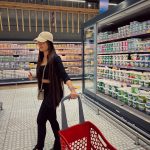 Dhanashree Verma Instagram – Swipe to see the most awkward grocery pictures of the year 💁‍♀️ 
Are you a grocery shopper too? 
Therapeutic time of my life 🫶🏻
