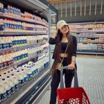 Dhanashree Verma Instagram – Swipe to see the most awkward grocery pictures of the year 💁‍♀️ 
Are you a grocery shopper too? 
Therapeutic time of my life 🫶🏻