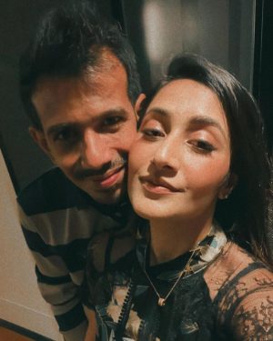 Dhanashree Verma Instagram - Happy new year to everyone ❤️