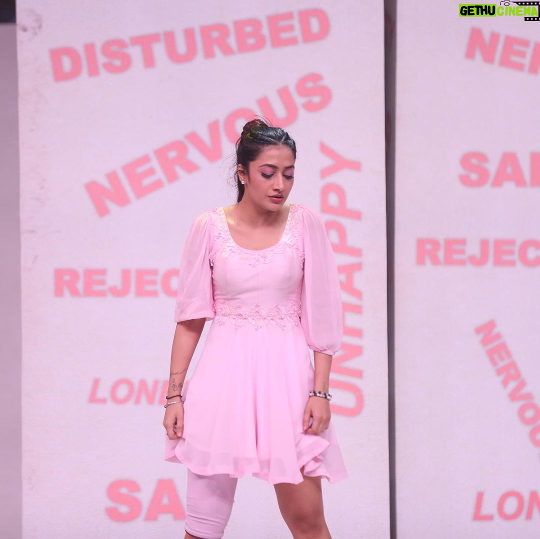 Dhanashree Verma Instagram - Anyone who is in pain DO NOT forget the Warrior within you 🫡🔥 Put my heart and soul in this act. Also, One of our best performances so Do Watch and Do vote for me TONIGHT & TOMORROW 9:30 pm to 12 am on SonyLiv App To make me the winner ♥️ Aur aaj (Saturday) 100 votes aur Kal (Sunday) 500 votes kar sakte hai 🫡