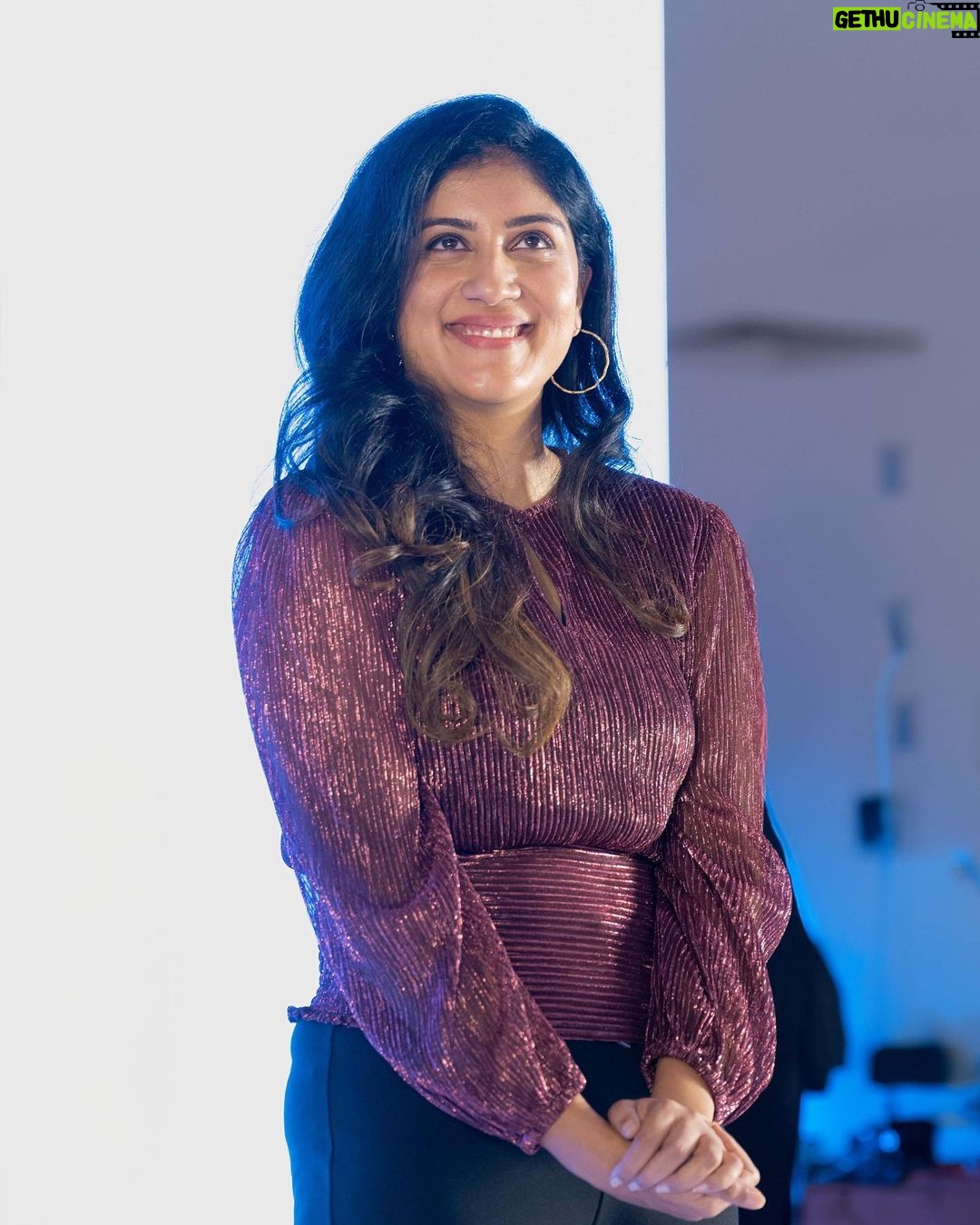 Dhanya Balakrishna Instagram - Thank you @lulumallhyderabad for inviting me to launch LULU MALL FLOWER FESTIVAL. Super initiative to support local flower vendors and encourage us to grow plants and go green 🪴♥️🙏🏻