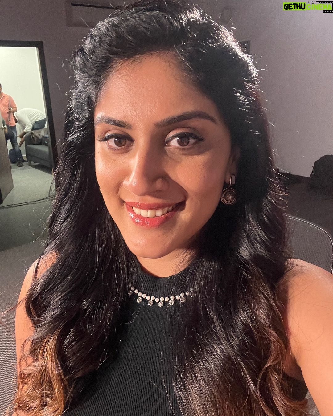 Dhanya Balakrishna Instagram - hiiiiiii!!! enti weekend plansssss??!!