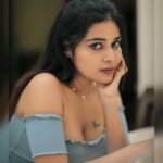 Dharsha Gupta Instagram - 🩵💜எண்ணங்களே நம் வாழ்க்கையை வடிவமைக்கின்றத💜🩵 🩵💜Happy Weekend💜🩵 Pic- @dhanush__photography